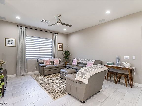 4th image of 6213 Barbet Ct