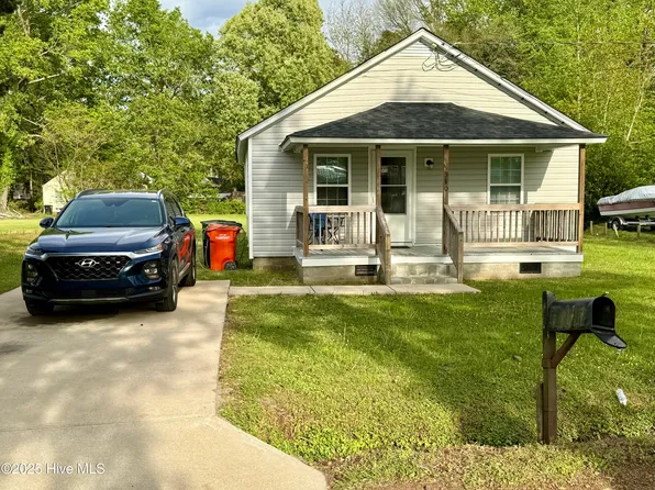 1310 Normal Avenue, Elizabeth City, NC 27909