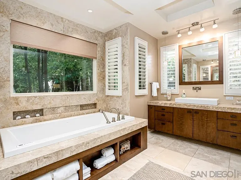 7967 Paseo Del Ocaso — Photo 12