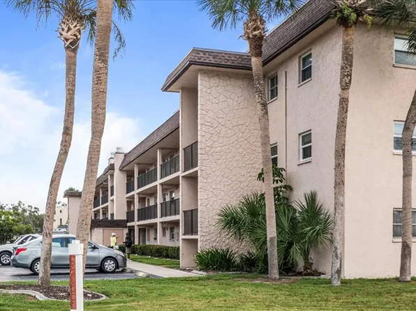 102 CAPRI ISLES BLVD #203, VENICE, FL 34292