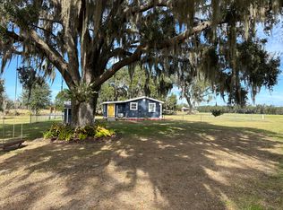 28447 Miller Rd, Dade City, FL 33525