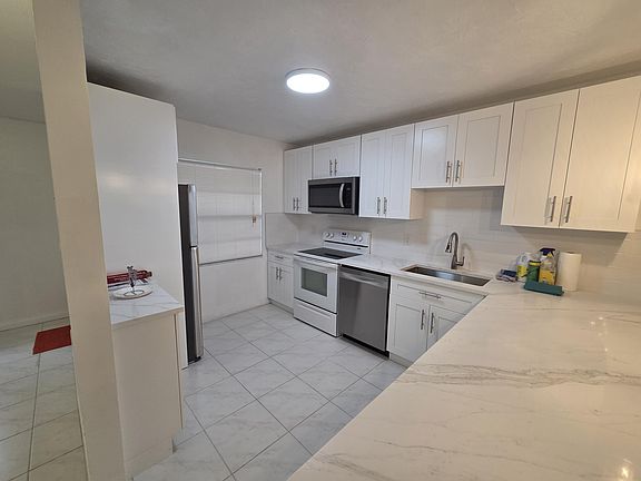 5th image of 9187 Norte Lago APT 5E