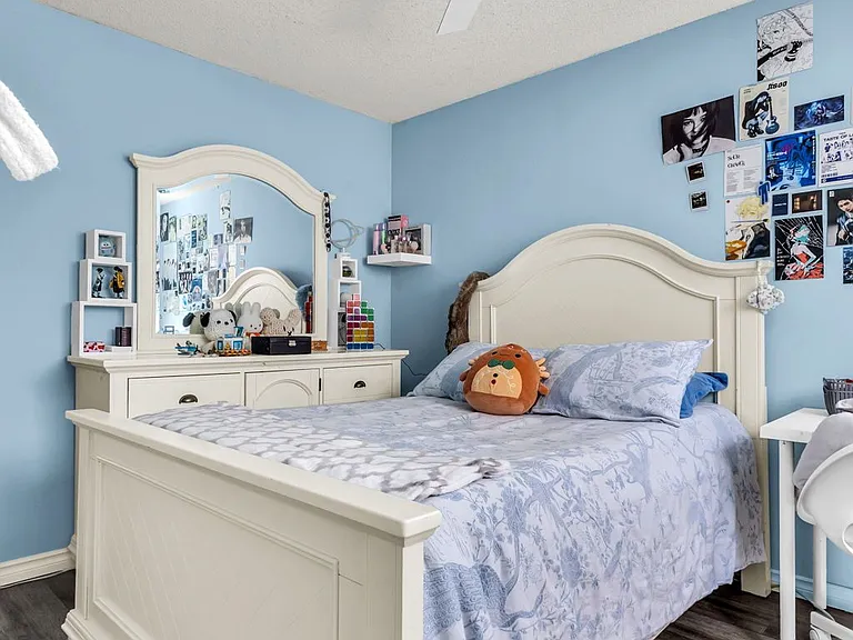 139 Brighton St #12C — Photo 10