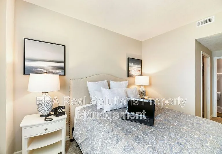 1605-108 Gilmore Park Ave — Photo 8