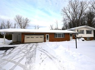 2476 Manitou Rd, Spencerport, NY 14559