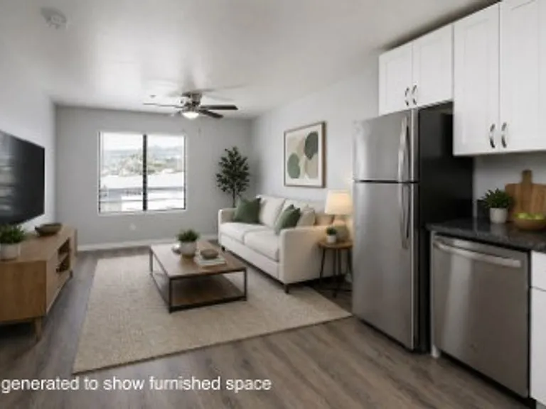 Oasis Apartments — Photo 17