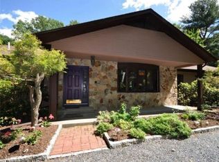 15 Walker St, Seekonk, MA 02771