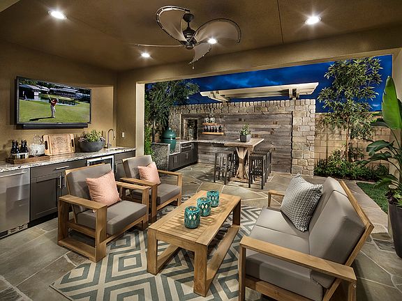 Huntley at Greenwood in Tustin Legacy