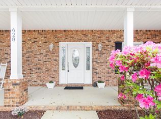 628 Magnolia Lake Dr, Defuniak Springs, FL 32433