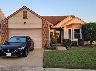 1977 Haviland Dr, Virginia Beach, VA 23454