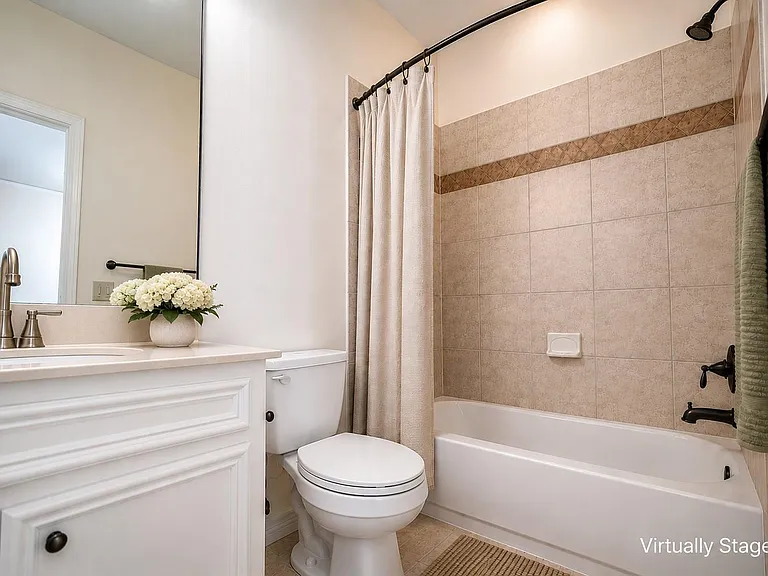 3119 Fairdale Oaks E — Photo 16