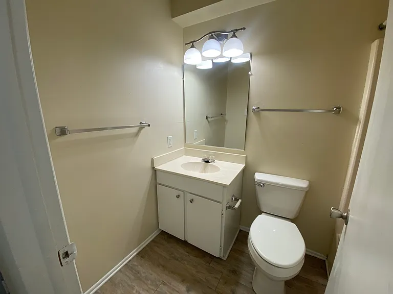 Forestbrook Apartments — Photo 40
