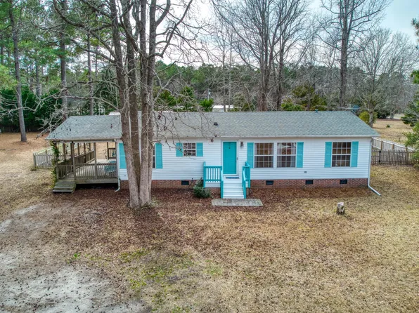 502 White Oak Drive, Hampstead, NC 28443