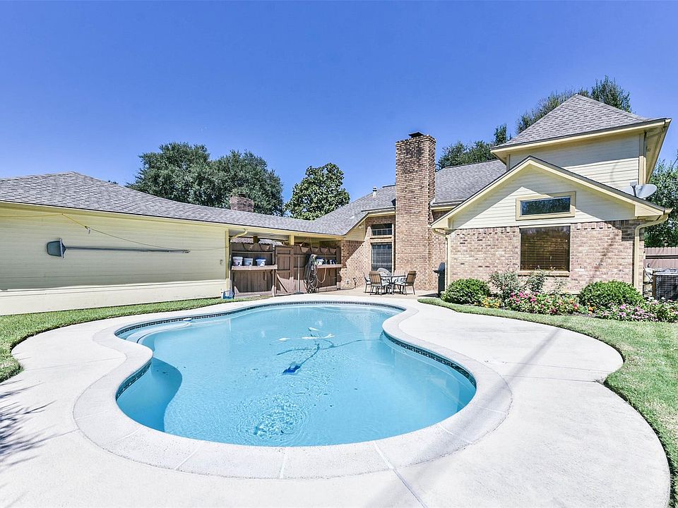 1st image of 6314 Saint Andrews Dr