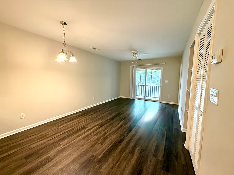 116 S Spruce St #116B — Photo 3