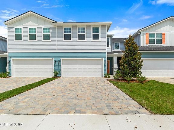 3rd image of 217 SILVER MYRTLE Court