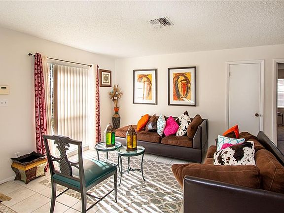 4th image of 104 San Blas Ct