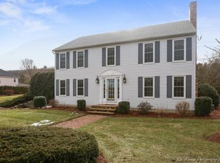 3 Dorian Dr, Haverhill, MA 01835