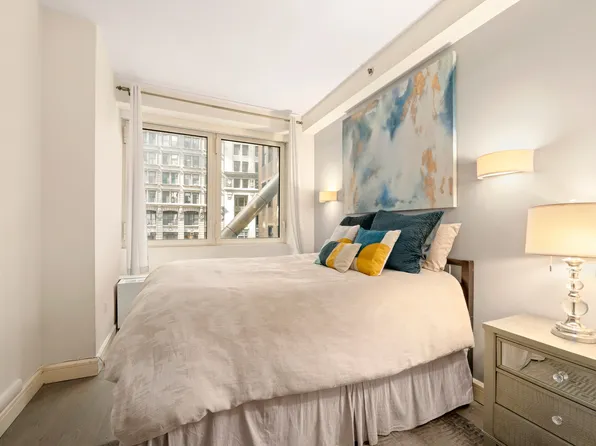 67 Liberty Street image 4 of 7