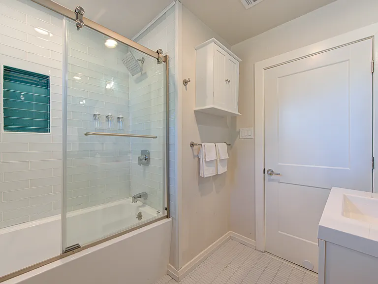 3317 Arbor St — Photo 23