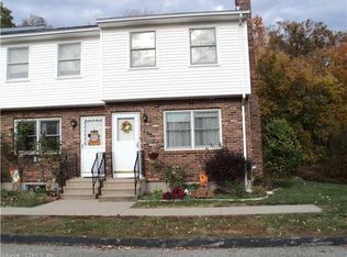 1 Vintner Pl #1, Enfield, CT 06082