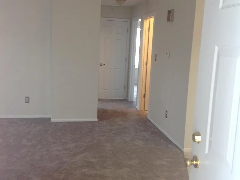 1311 River Dale Dr #303 — Photo 5