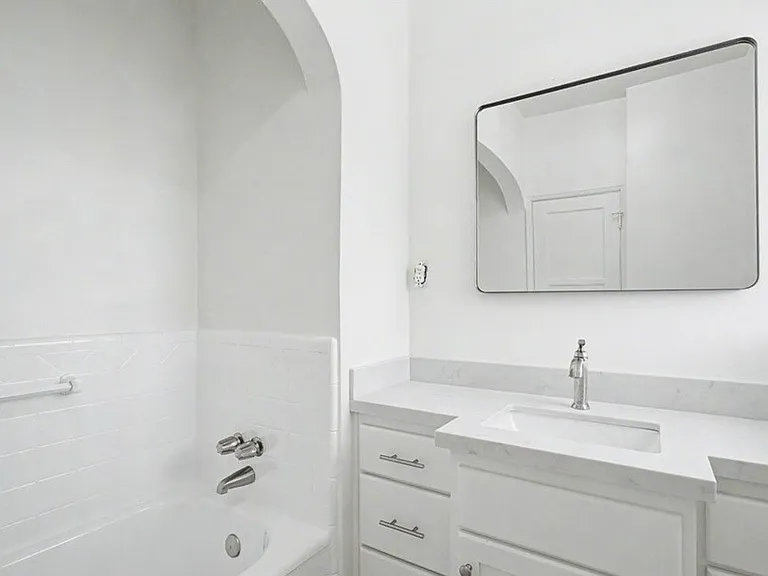 826 S Detroit St #826 — Photo 14