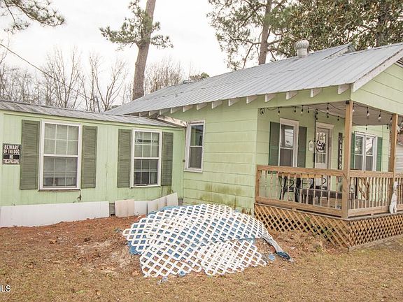 3rd image of 111 Hoover Street S