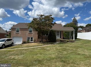 202 W 39th St, Reading, PA 19606