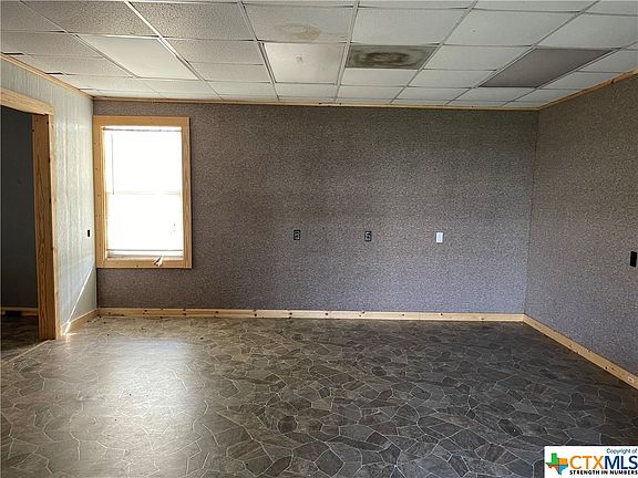 5th image of 407 Moffitt St