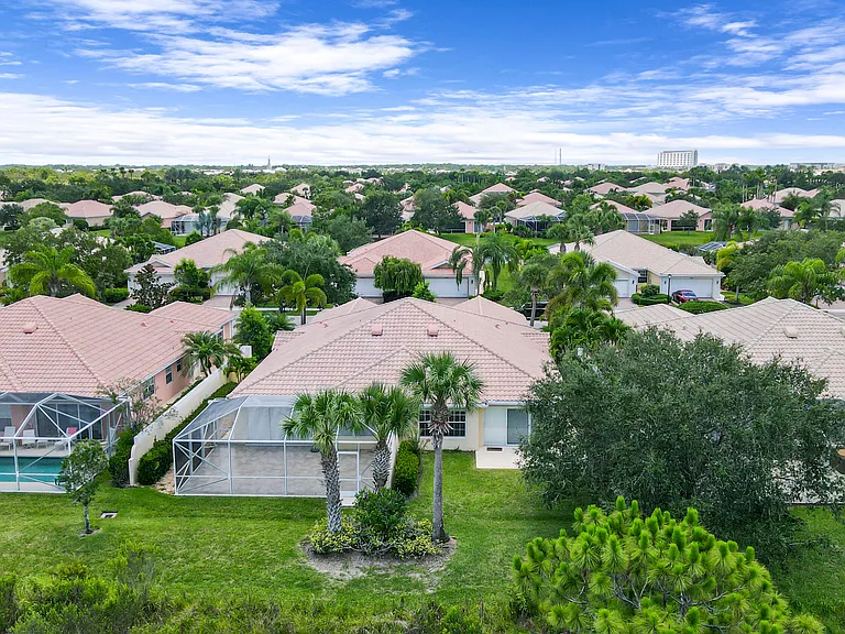 10870 SW Dardanelle Dr — Photo 41