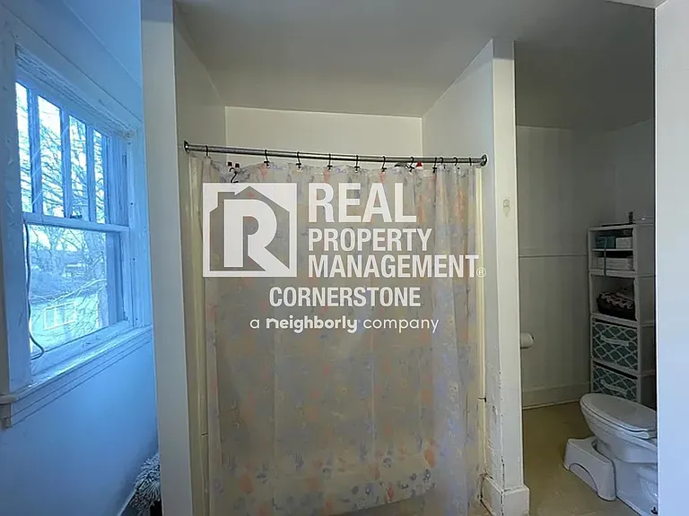 808 W Kalamazoo Ave — Photo 22