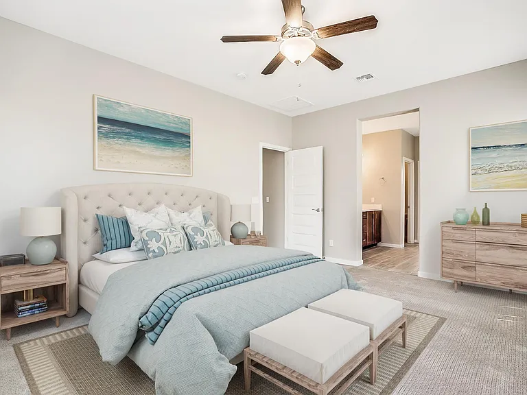 4742 E Tremaine Ave — Photo 5