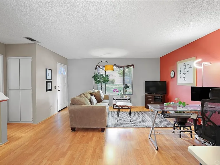711 Church Pl #2 — Photo 51