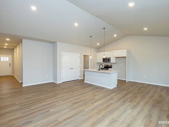 4th image of 1737 SW Sienna Ct