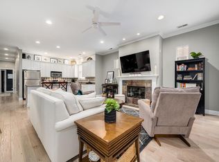 1347 W Washington Blvd APT 2C, Chicago, IL 60607