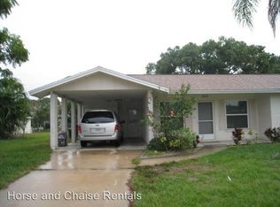 568 Glen Oak Rd, Venice, FL 34293