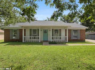 201 Myrtle Ct, Foley, AL 36535