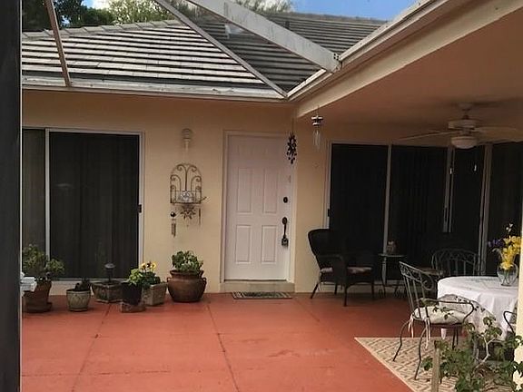 2nd image of 1205 NW Sun Terrace Cir APT C