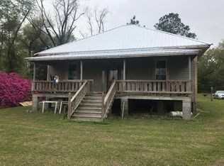 220 Compton Cir, Whigham, GA 39897