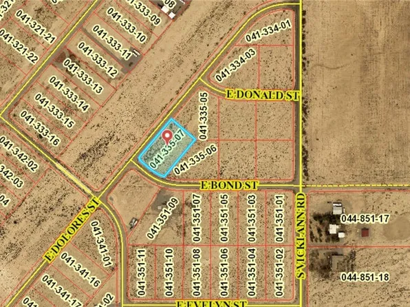 1871 Dolores St, Pahrump, NV 89048
