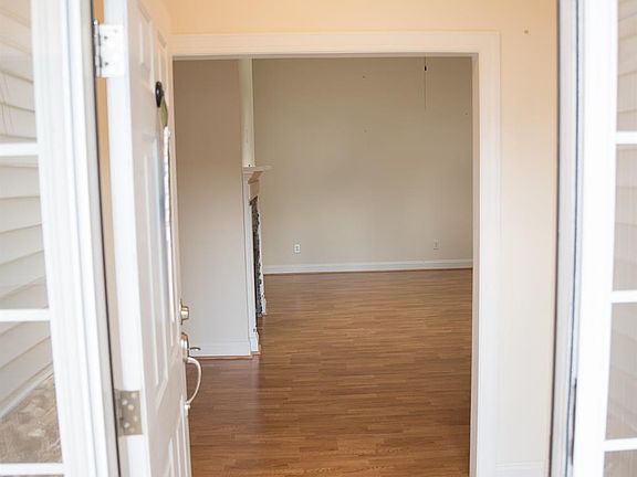 3rd image of 117 Chateau Pl Lot 9