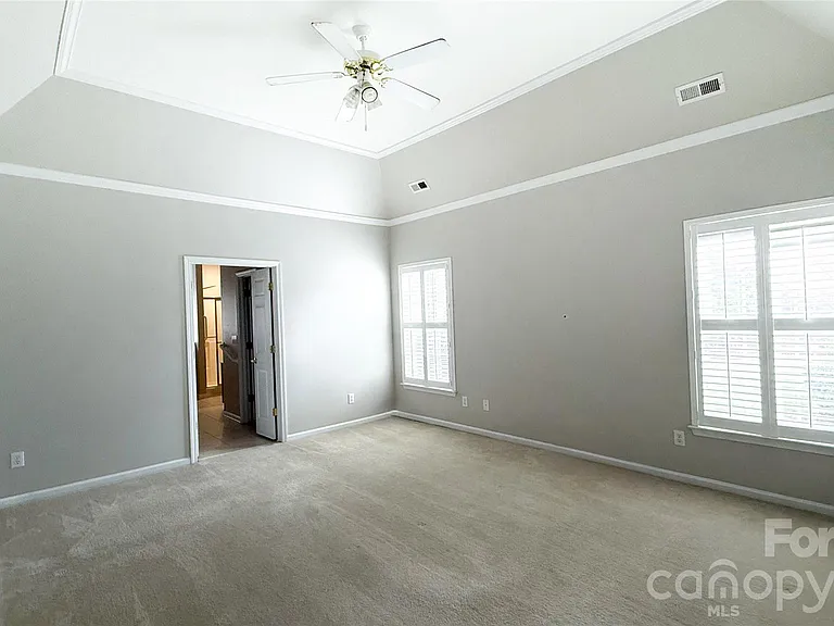 8811 Singleton Ct #567 — Photo 9