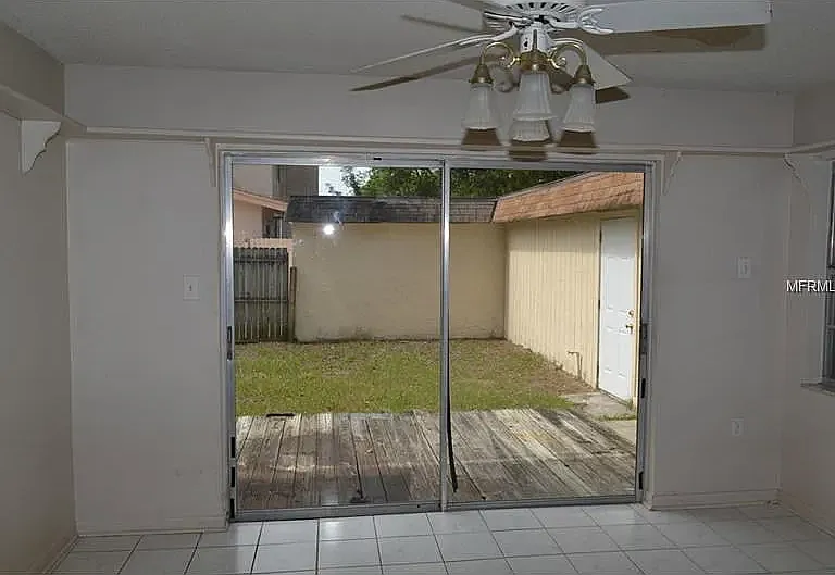 1989 Madrid Ct N — Photo 9
