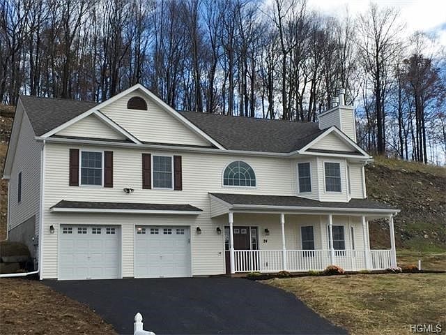 1st image of 24 Rebecca Dr