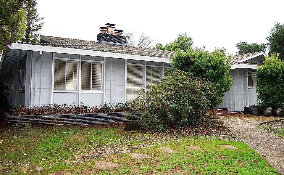 2nd image of 5448 Bentley Way