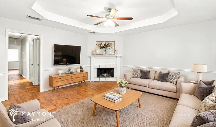 3 bed, 2.0 bath, 1208 sqft, $1,745 — Photo 3