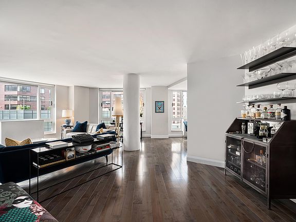 2nd image of 1 Irving Pl APT U8a