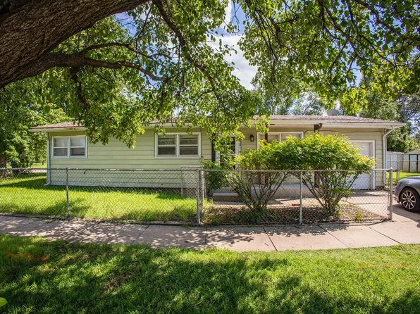 2201 W 31st St S, Wichita, KS 67217