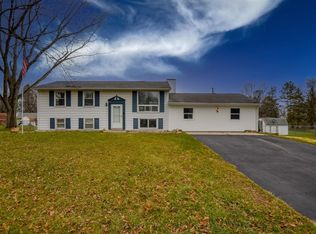 2603 Oakwood Dr, Valparaiso, IN 46383
